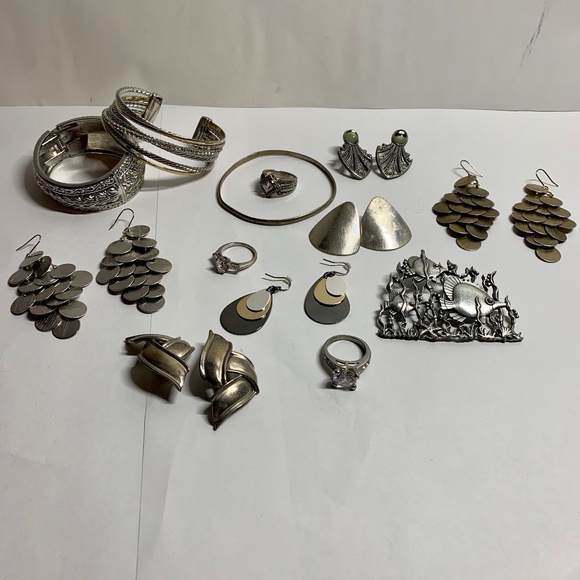 Silver and Gold Jewelry Bundle - Picture 1 of 3